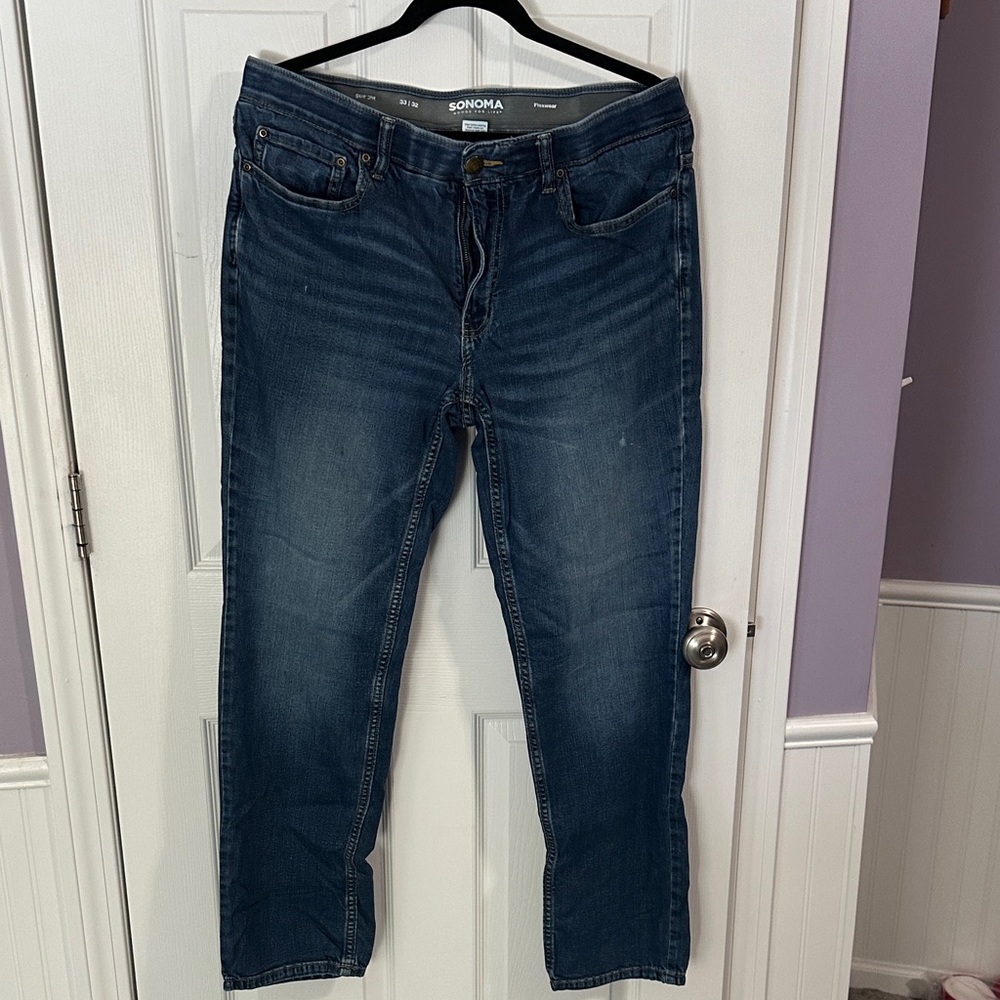 F  Sonoma Men’s Dark Blue Straight Leg Jeans